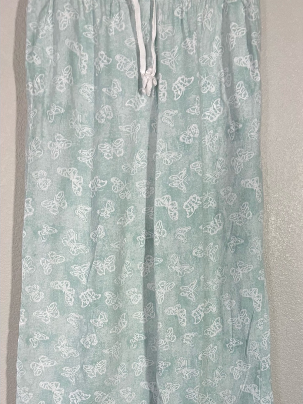 Karen Neuburger Light Mint Short Sleeve Henley/Cropped Pants Pajama Set sz M - Picture 4 of 5